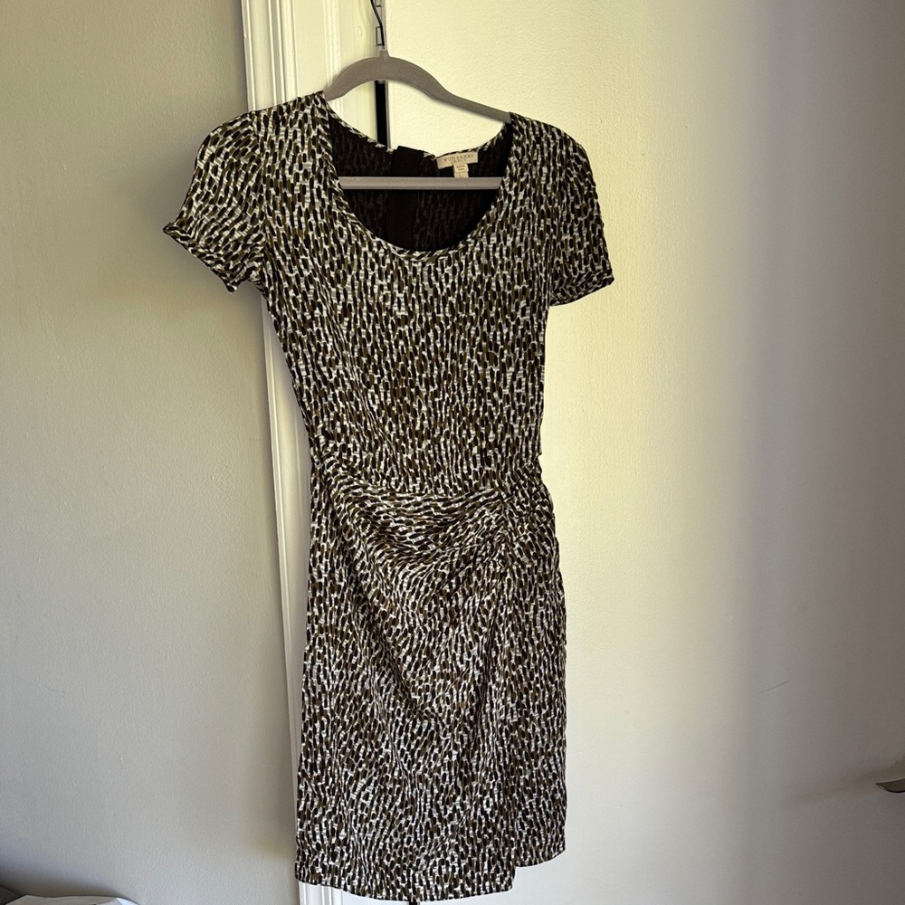 Burberry Short Sleeve Printed Sheath Dress - Black, Army Green and White